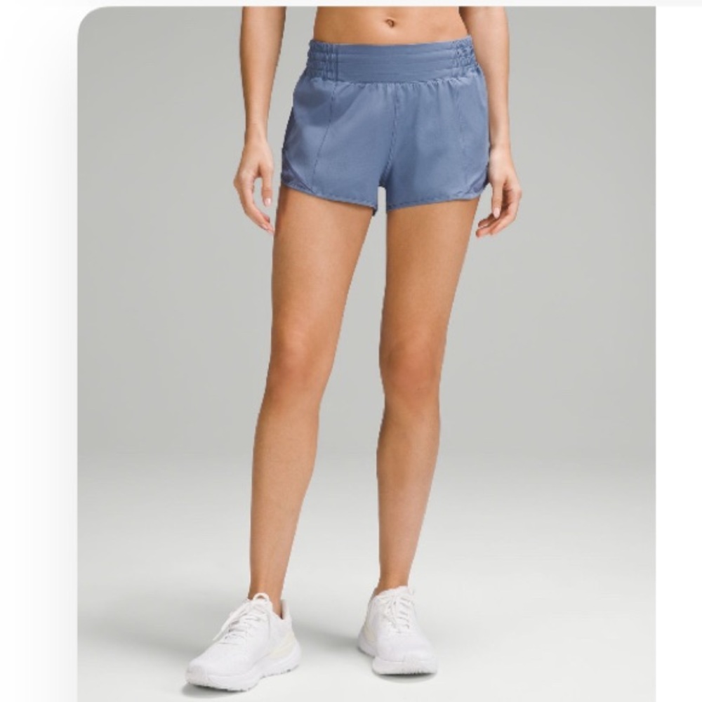 Lululemon Hotty Hot HR 2.5” sz 6